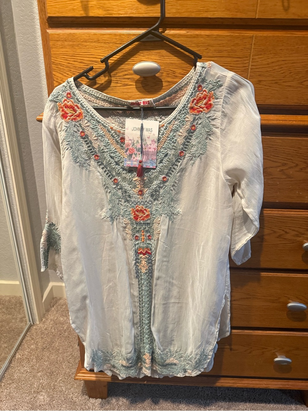 Johnny Was White Tunic with Blue and Coral Embroidery